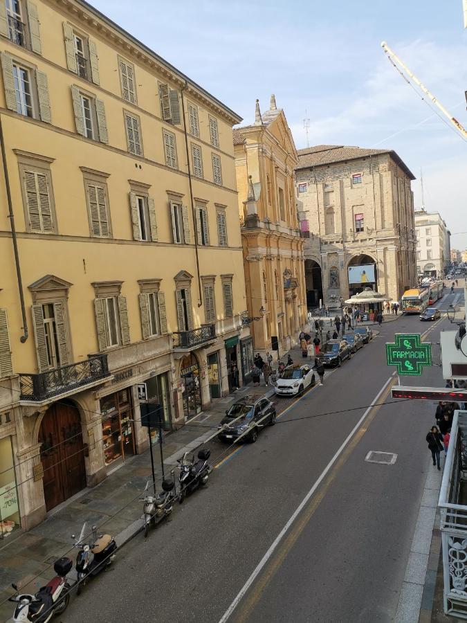 Parma Central Apartments Экстерьер фото