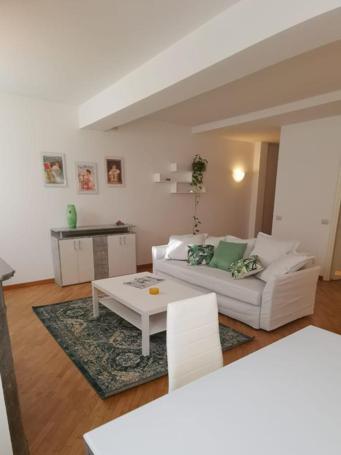 Parma Central Apartments Экстерьер фото